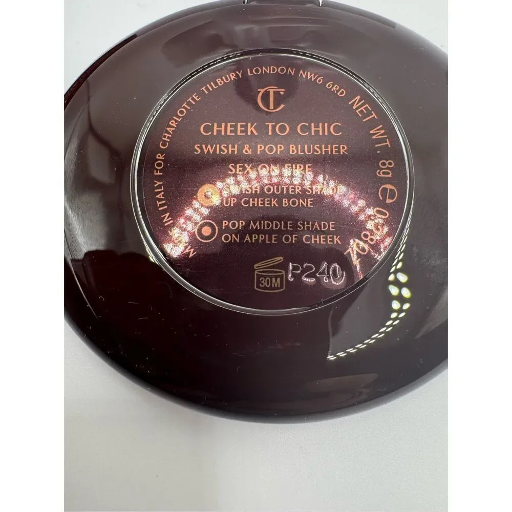 Charlotte Tilbury cheek to chic sex on fire swish and pop blusher new in box